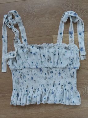 Wilfred White Floral Smocked Ruffle Waist Top